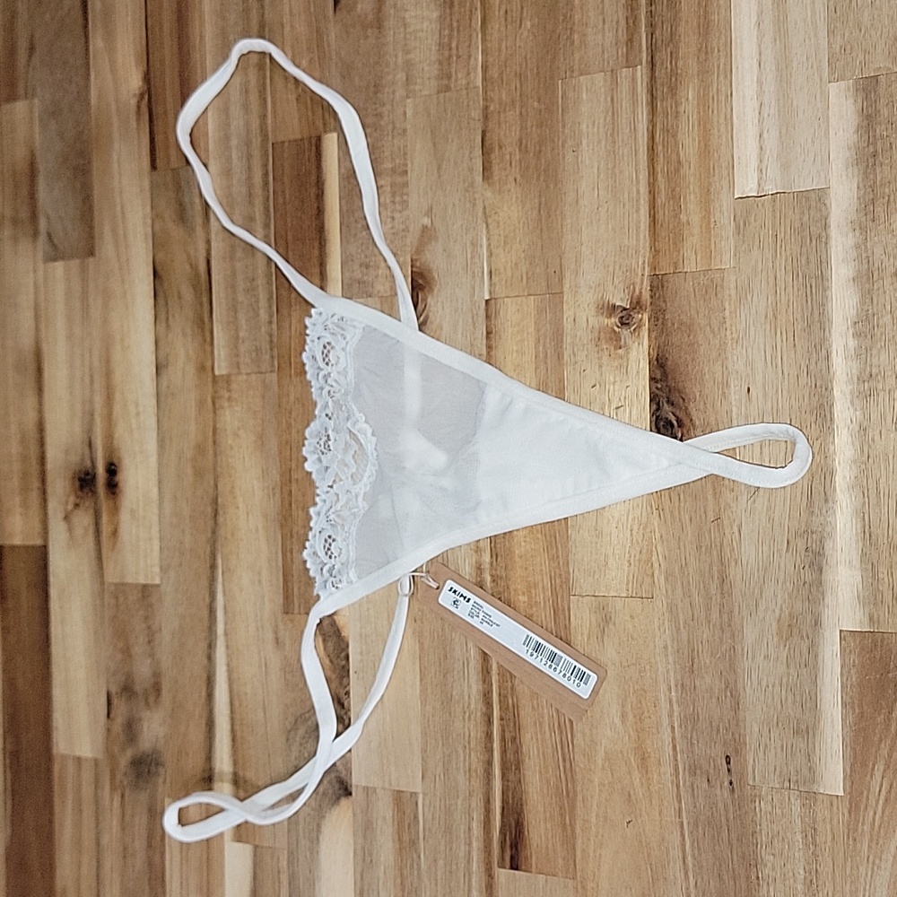 SKIMS Kim Kardashian Women's 4X Bridal Micro Thong Panties New w/ Tags!